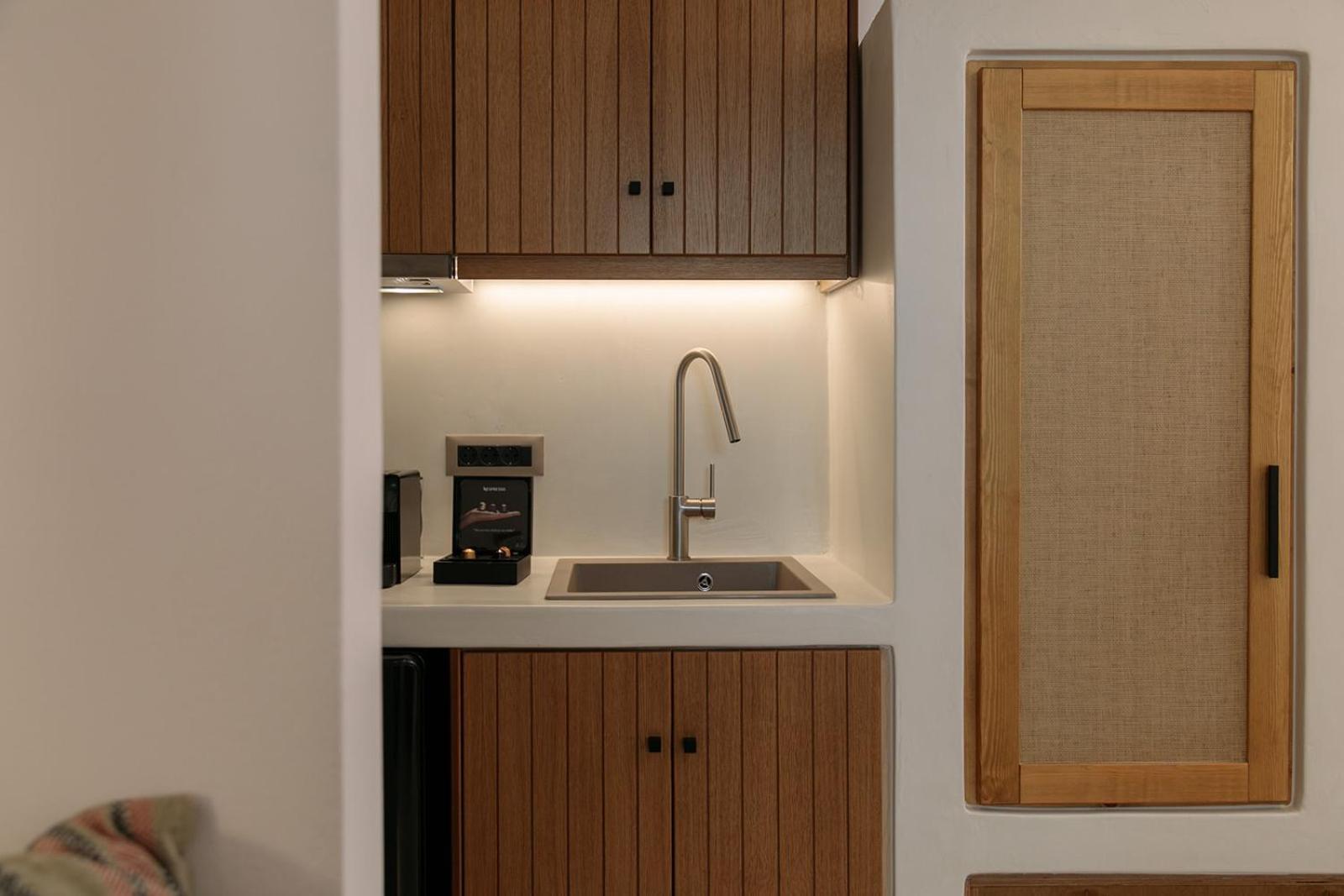 "Makava Suites" Your Luxe Urban Sanctuary Naxos City Exterior photo